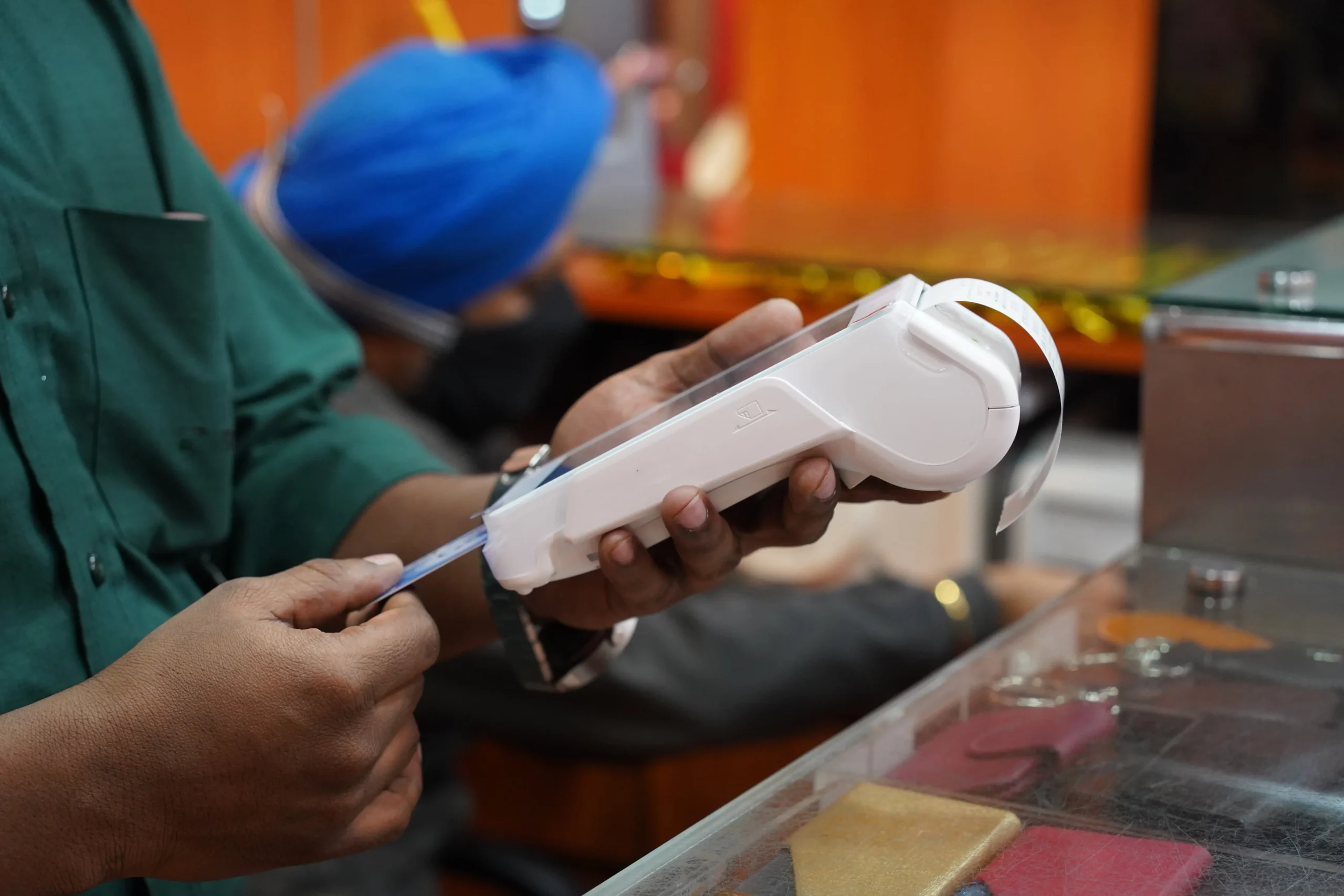 comercios y oficinas